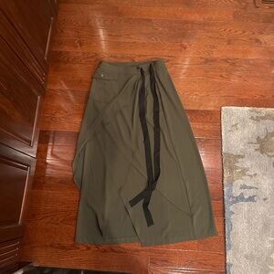 ELLIE MAKIR RUFFLED SKIRT